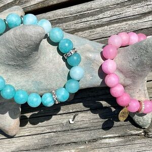 KINSLEY ARMELLE SET OF 2 GORGEOUS NATURAL STONE BEADS PINK AND SILVER MINT